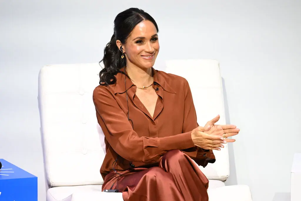 Меган Маркл - «дельфін», а не акула